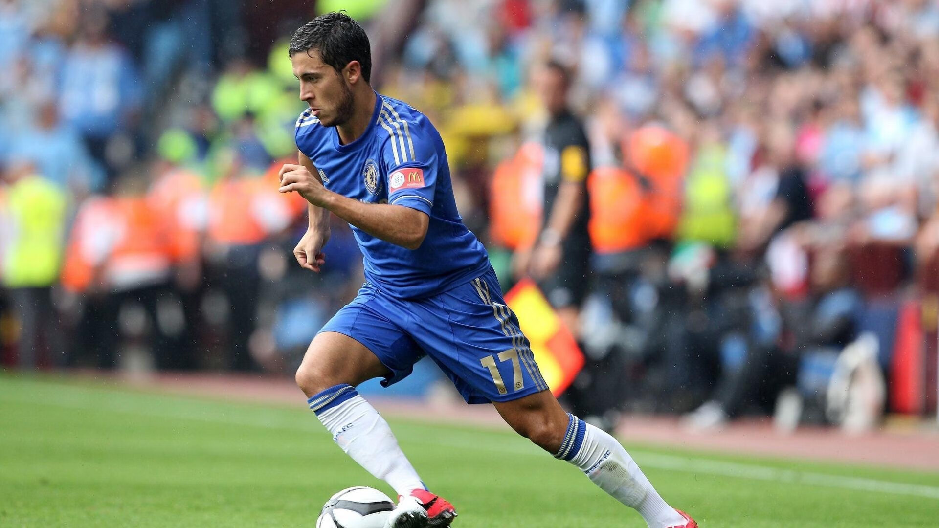 世界杯小组赛第三轮：日本轮换阵容仍击败非洲强队 小组全胜姿态晋级